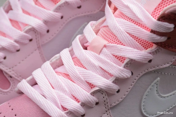 Jordan Mid HighQuality (W) CW5379-600 Pink Digital Air CW5379-600 204 1 0623
